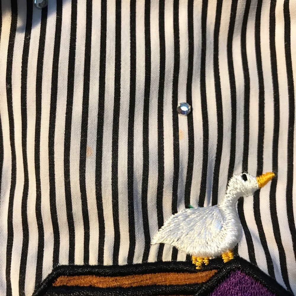 The Quacker Factory Embroidered Noah’s Ark Button Up Shirt Size Small Striped - Picture 12 of 14